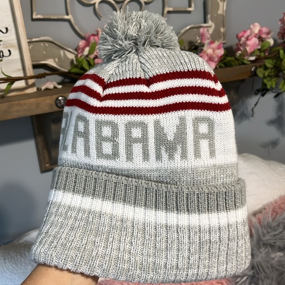 University of Alabama Beanie Winter Cap Acrylic Mens Womens New - Picture 2 of 13